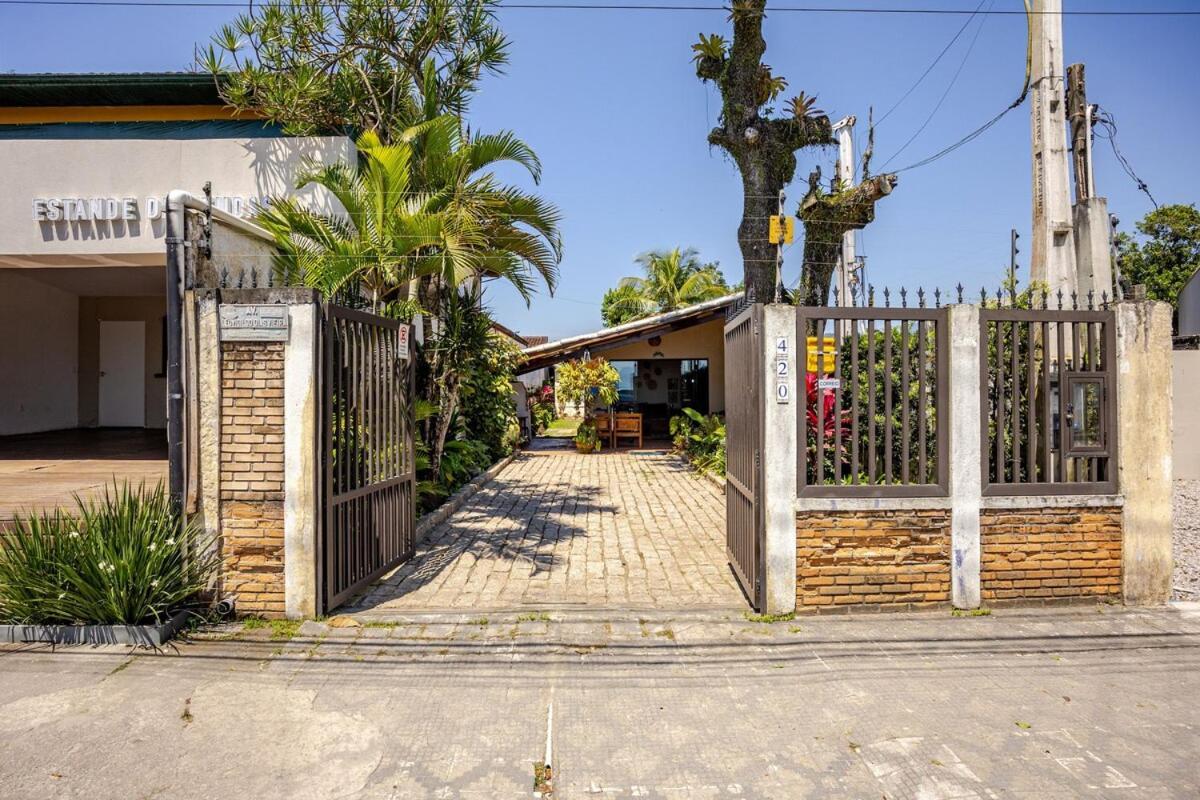 Ubatuba Casa Frente Mar Villa Екстериор снимка