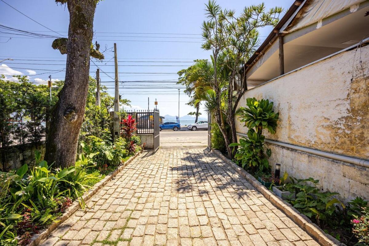 Ubatuba Casa Frente Mar Villa Екстериор снимка