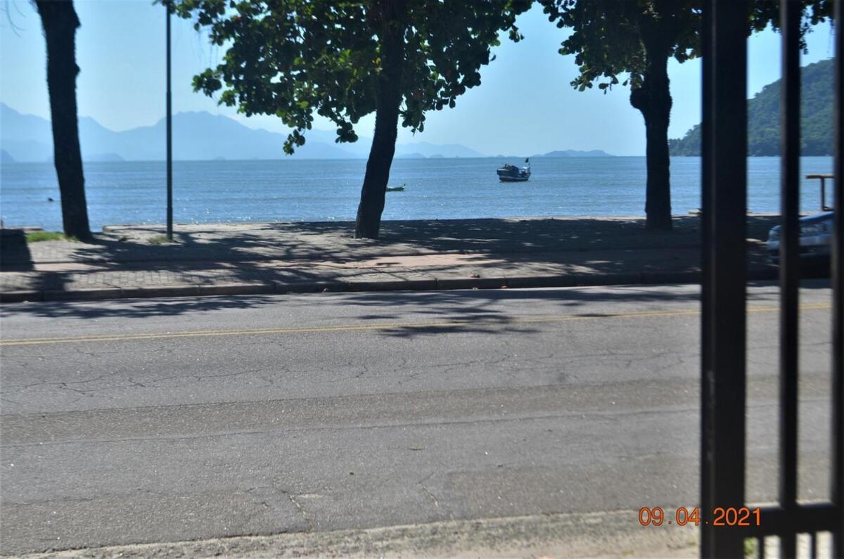 Ubatuba Casa Frente Mar Villa Екстериор снимка